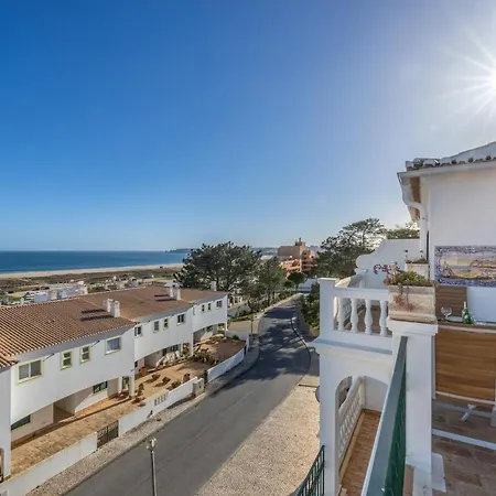 Casa Mona Lagos
